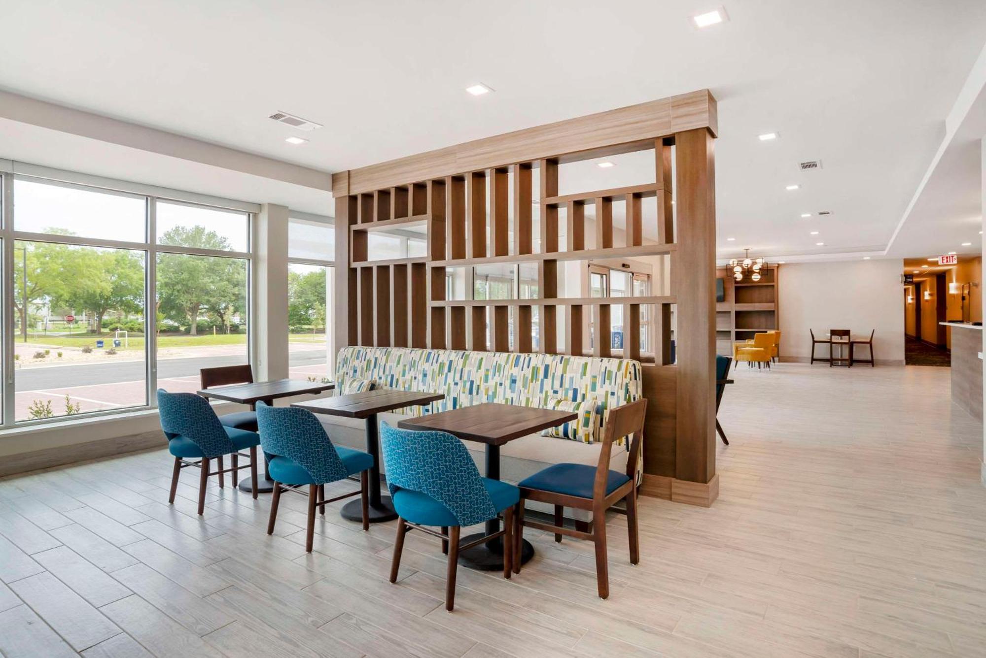 Comfort Inn & Suites Destin Near Henderson Beach Miramar Beach Exteriör bild