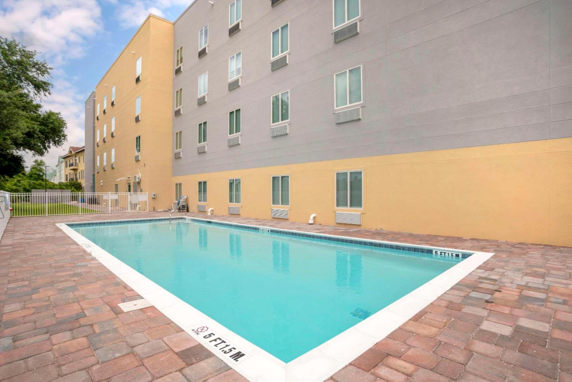 Comfort Inn & Suites Destin Near Henderson Beach Miramar Beach Exteriör bild