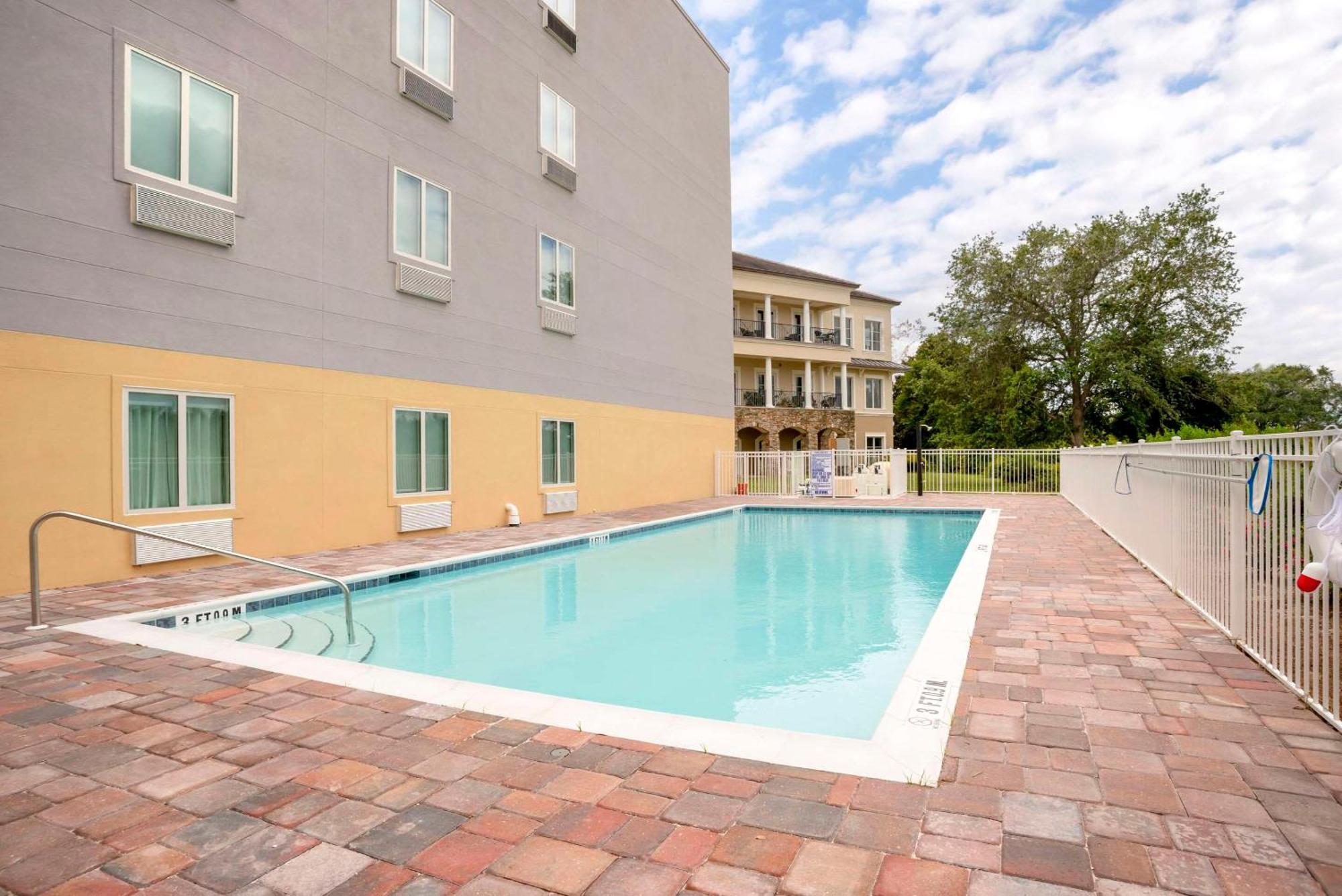 Comfort Inn & Suites Destin Near Henderson Beach Miramar Beach Exteriör bild